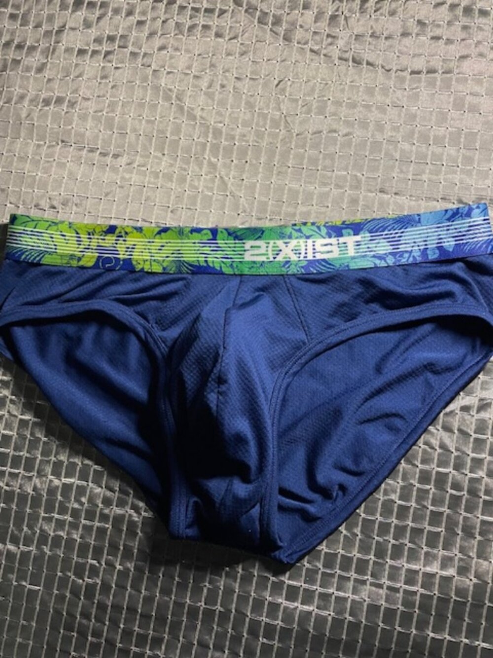 2(x)ist brief size M oversized pouch